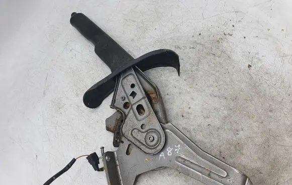 Nissan Patrol Y61 Handbrake/parking brake lever assembly NOCODE