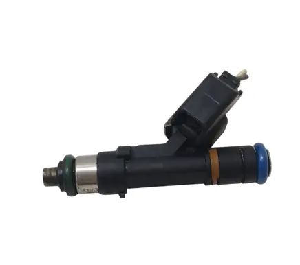 Volvo V70 Fuel injector 0280158105