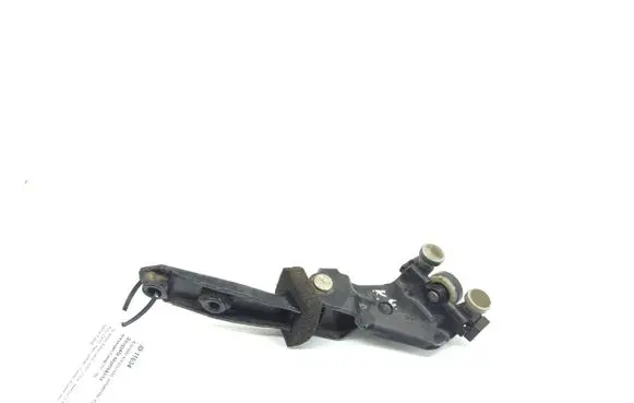 Volkswagen Caddy Sliding door middle roller runner 2k0843335a