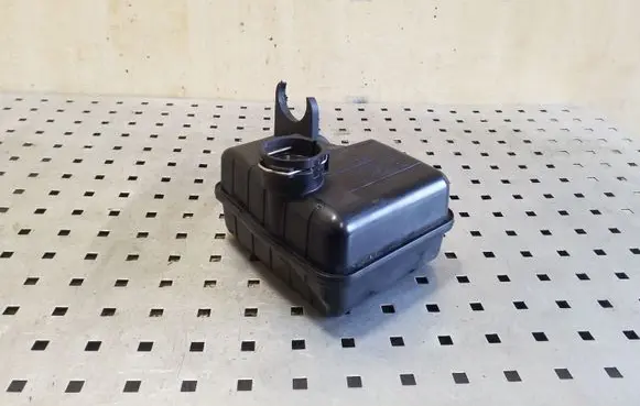 BMW X3 F25 Intake resonator 13718512249 8512249