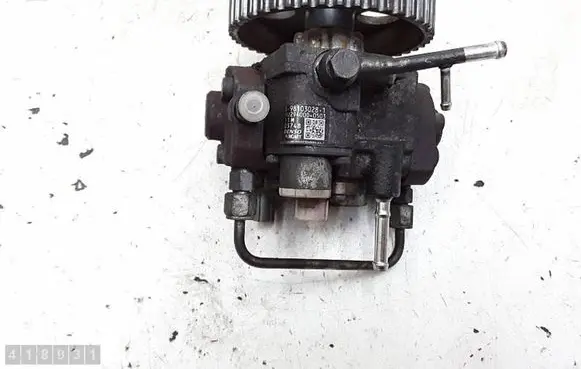 Opel Astra H Fuel injection high pressure pump 8981030281 03748 HU2940000503
