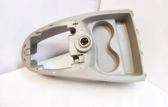 Renault Twingo II Center console 8200541437