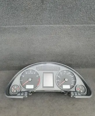 Audi A4 S4 B7 8E 8H Speedometer (instrument cluster) 8E0920981J RB4