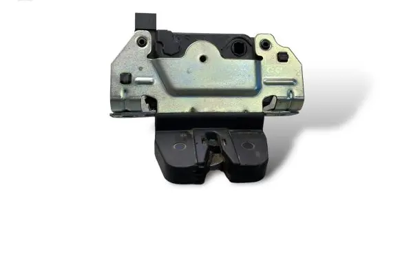 Opel Zafira B Tailgate/trunk/boot lock/catch/latch 13188851