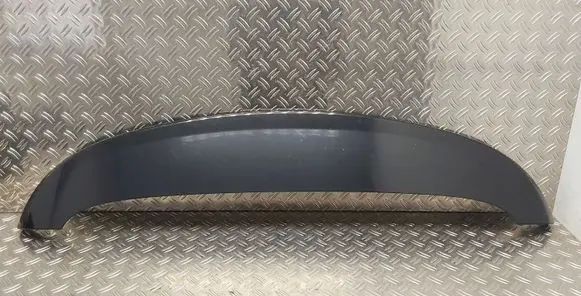 Tailgate/trunk spoiler