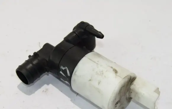 Renault Trafic II (X83) Windscreen/windshield washer pump 8200067015