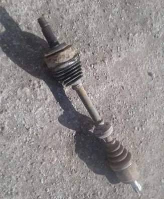 Honda FR-V Front driveshaft