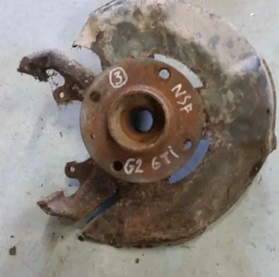 Volkswagen Golf II Front wheel hub 191407255B
