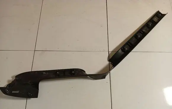 Volkswagen PASSAT B6 Front sill trim cover 3C0853370