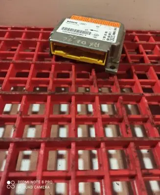 Audi A8 S8 D2 4D Airbag control unit/module 4D0959655E 0285001265