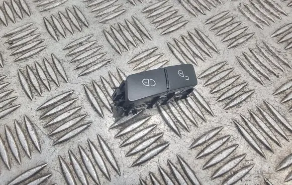 Mercedes-Benz C W204 Central locking switch button A2048706310