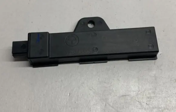 BMW 3 G20 G21 Keyless system antenna 65206832065 6832065