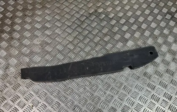 Jaguar F-Pace Fender foam support/seal 
