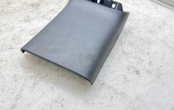 Tesla Model Y Other center console (tunnel) element 108799200B 108793000B Y0101817