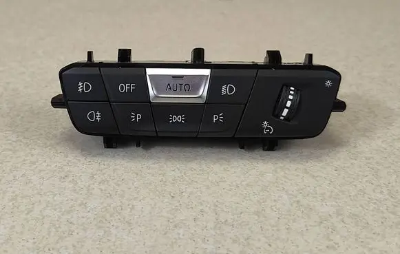 BMW 1 F40 Light switch 5A16AB6 9461147