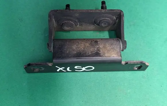 Volvo XC90 Loading door upper hinge 4618816 48031