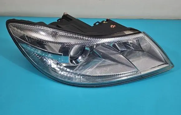 Skoda Octavia Mk2 (1Z) Headlight/headlamp IMPRK1508898