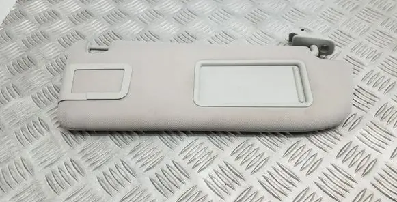 Sun visor
