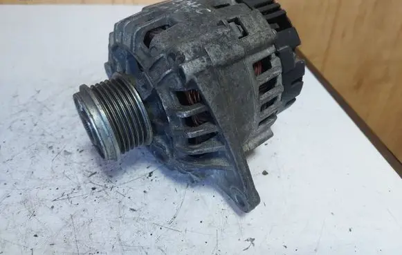 Renault Scenic I Generator/alternator 8200054588 2542466B SG10B019