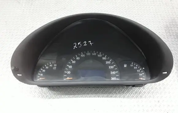 Mercedes-Benz C W203 Speedometer (instrument cluster) A2035401311