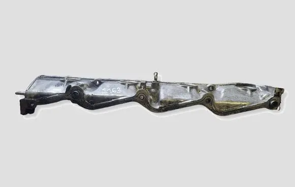 Mazda 5 Rocker cam cover RF7J10180