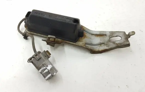 Toyota RAV 4 (XA30) Tire pressure sensor 8976542010