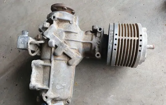 Volkswagen PASSAT B3 Rear differential 009525223 009525567A 009525644A