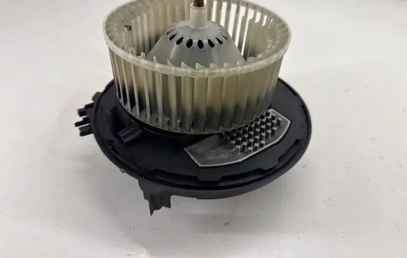Volkswagen Tiguan Allspace Heater fan/blower 3Q1819021 5Q0907521E