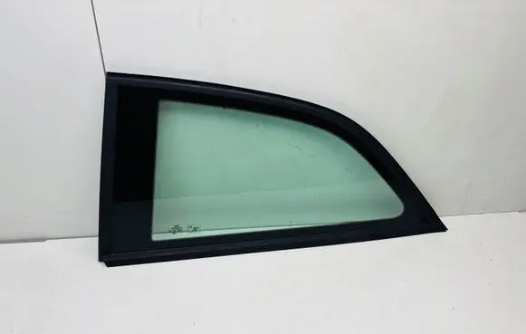 Audi A1 Rear side window 8X3845299