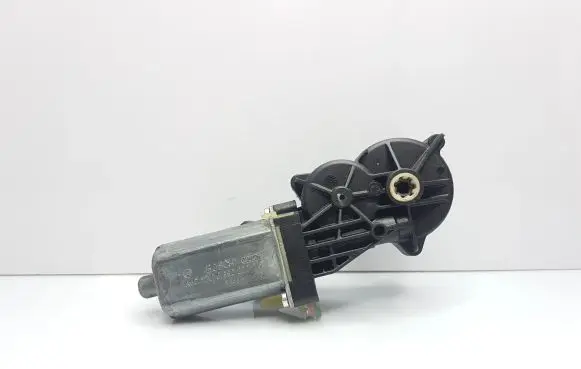 Mercedes-Benz R W251 Seat adjustment motor 0390203211