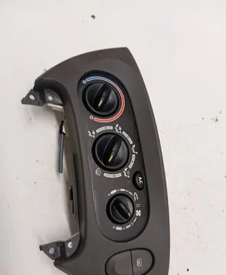 Renault Megane I Climate control unit 663212P 102042