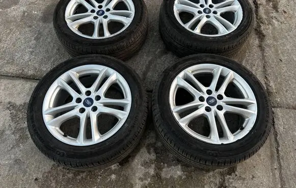 Ford Mondeo MK V R17 alloy rim 