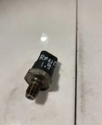 Fuel pressure sensor