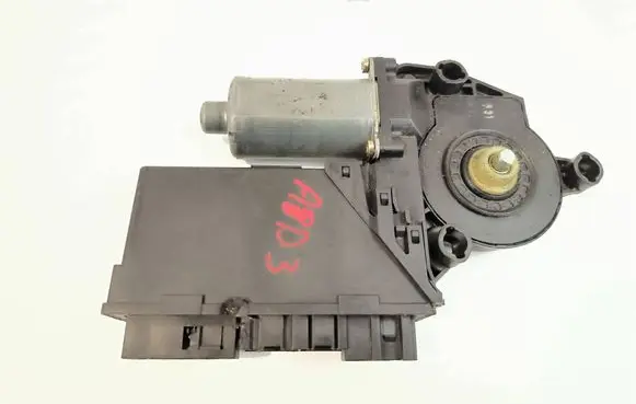 Audi A8 S8 D3 4E Front door window regulator motor 4E2959801