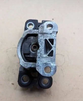 Volvo V70 Gearbox mount 6G927M121RF