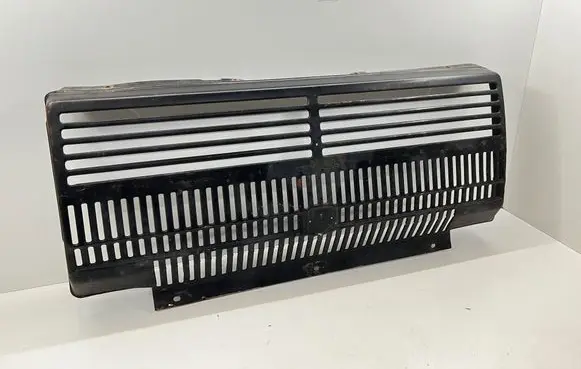Mercedes-Benz G W460 Front bumper upper radiator grill 