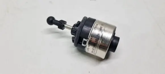 Volkswagen Touareg III Headlight level adjustment motor 74862101AB 4G0941293