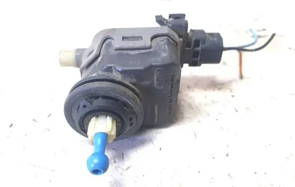 Nissan Navara Headlight level adjustment motor 007878
