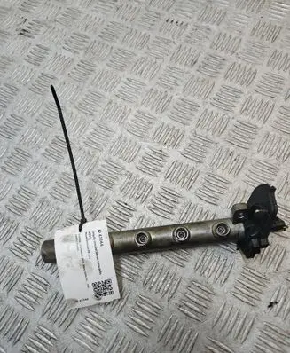 Nissan Qashqai Fuel main line pipe 175210542R