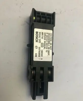Mitsubishi Carisma Airbag deployment crash/impact sensor MR397905
