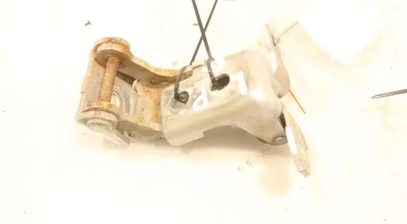 Renault Captur Front door hinge set 