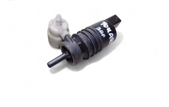Volkswagen Touareg II Windscreen/windshield washer pump 1K6955651