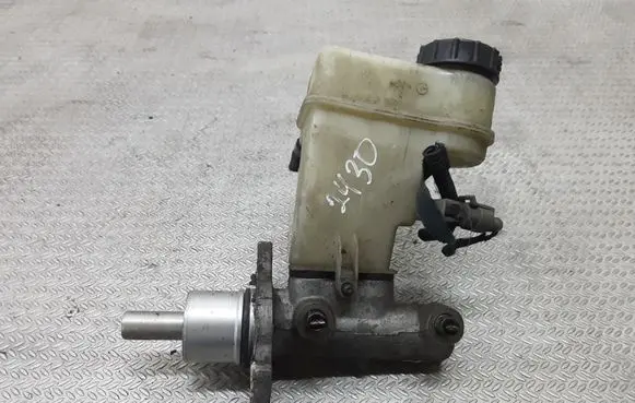 Opel Signum Master brake cylinder 320670692