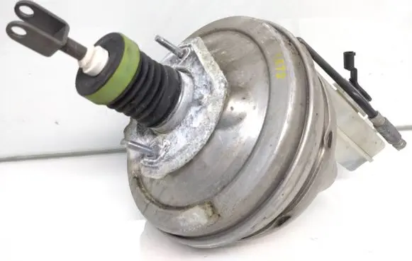 BMW 5 E60 E61 Brake booster 78826014 32067179D