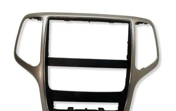 Jeep Grand Cherokee Radio/GPS head unit trim 