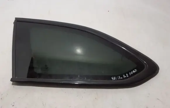 BMW 5 G30 G31 G38 Rear side window 7387467
