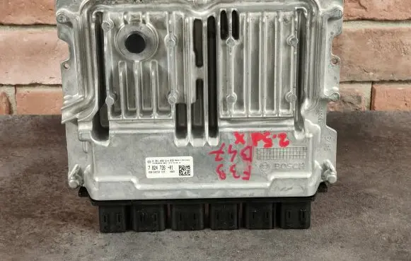 BMW X2 F39 Engine control unit/module 7824726