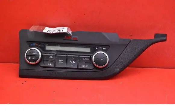 Toyota Auris E180 Climate control unit 75F542