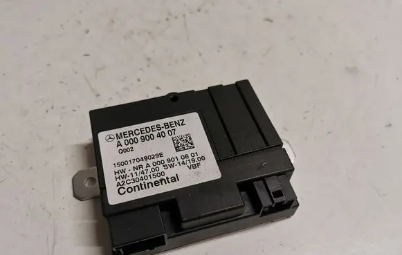 Mercedes-Benz C W205 Fuel injection pump control unit/module A0009004007