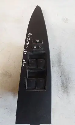 Toyota Avensis T270 Electric window control switch 8404005020 30170094